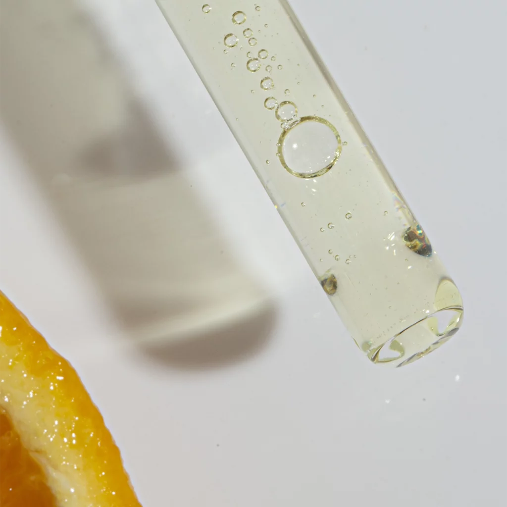 Vital C15 Serum G.M. COLLIN – Product consistency